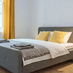 https://old-town-quiet-studio.bucharesthotelsnow.com